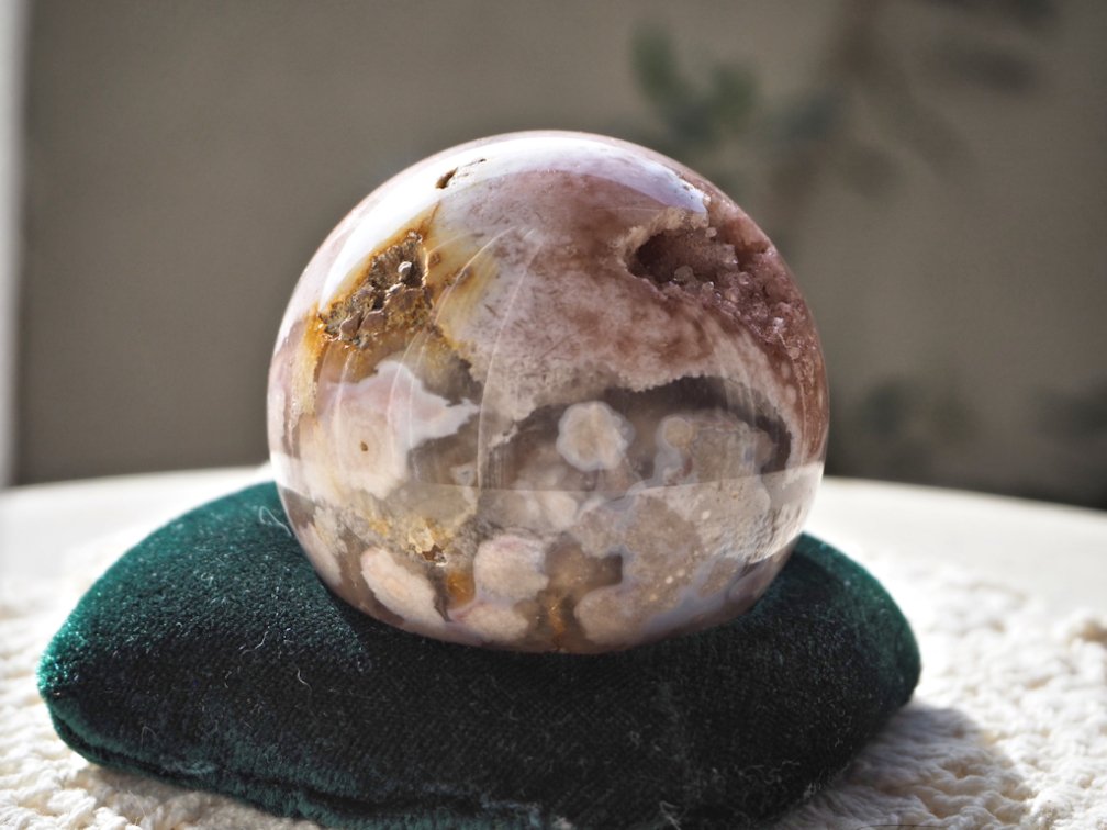 フラワーアゲート　スフィア - Celestial Crystal & Metaphysical Stones by Sanctuary