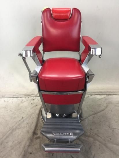不朽の名機タカラ57号理容椅子
