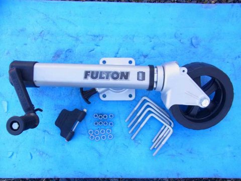 FULTON 寂しく ボート/ジェットスキー トレーラー部品 バウロック 未使用品