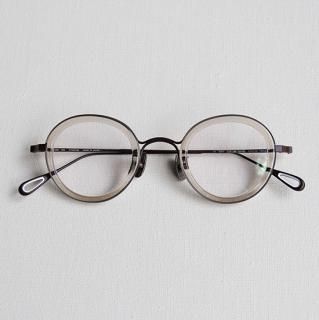 YUICHI TOYAMA. Mod. V.Moholy U-140 Col.04 Brown Matt/Clear Mocha