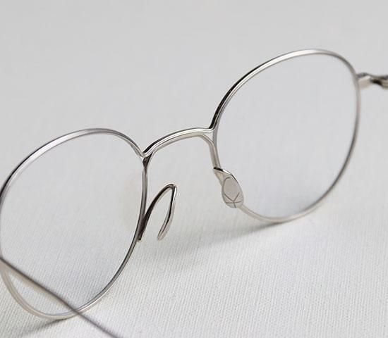 YUICHI TOYAMA. Gertrud U-153 Size47□21-145 Col.3 Silver / Black