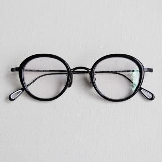 YUICHI TOYAMA. mod.V.Gertrud U-159 col.01(Matt Black/Layer Black)