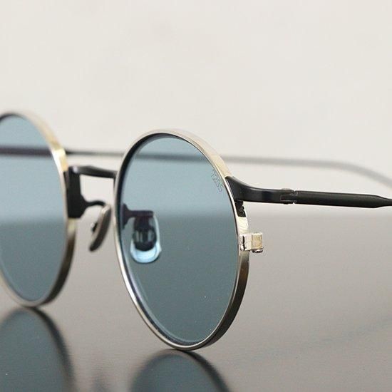 最高峰のドレスウォッチからインスパイアされた至極の1本。