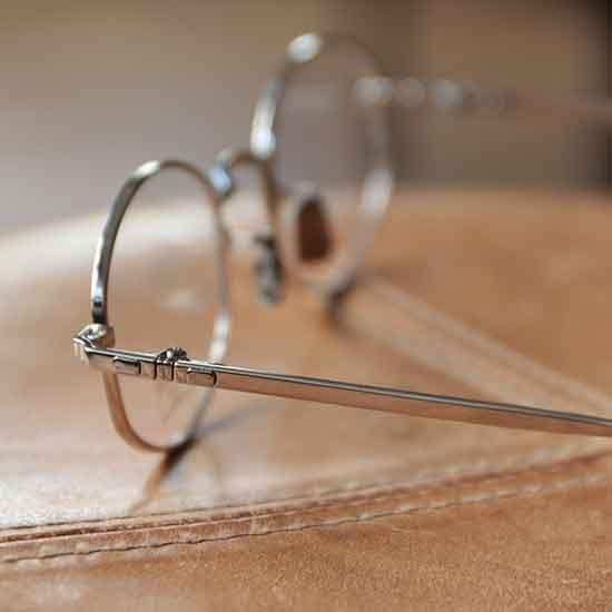 EYEVAN7285 model: 1017 col: 802