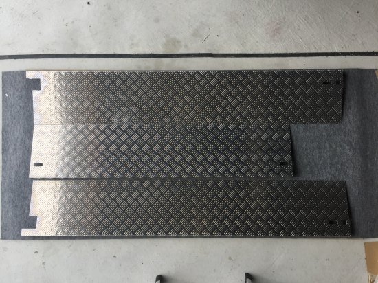 S500P/510P用ハイゼットジャンボ　荷台あおりカバー内板一体式 アルミ縞板　（3辺セット）【画像2】