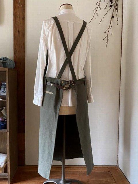 胸当て付きベルトエプロン（帆布カーキグレー×マッシュルーム×こげ茶