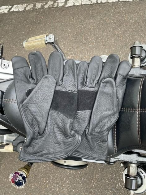 グローブ レザーグローブ スタッズ REVLIS GHL