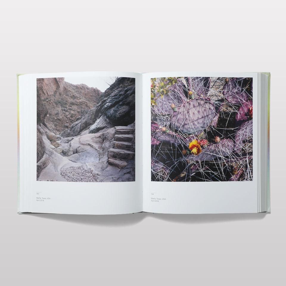 アマゾンで3万円ほどする本　Spectrum ／ John Pawson Spectrum - BOOK AND SONS オンラインストア