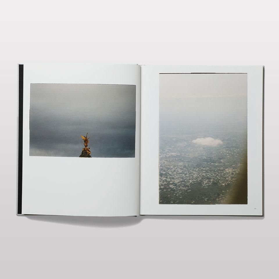 Across the sea - BOOK AND SONS オンラインストア Across the sea - BOOK AND SONS オンラインストア