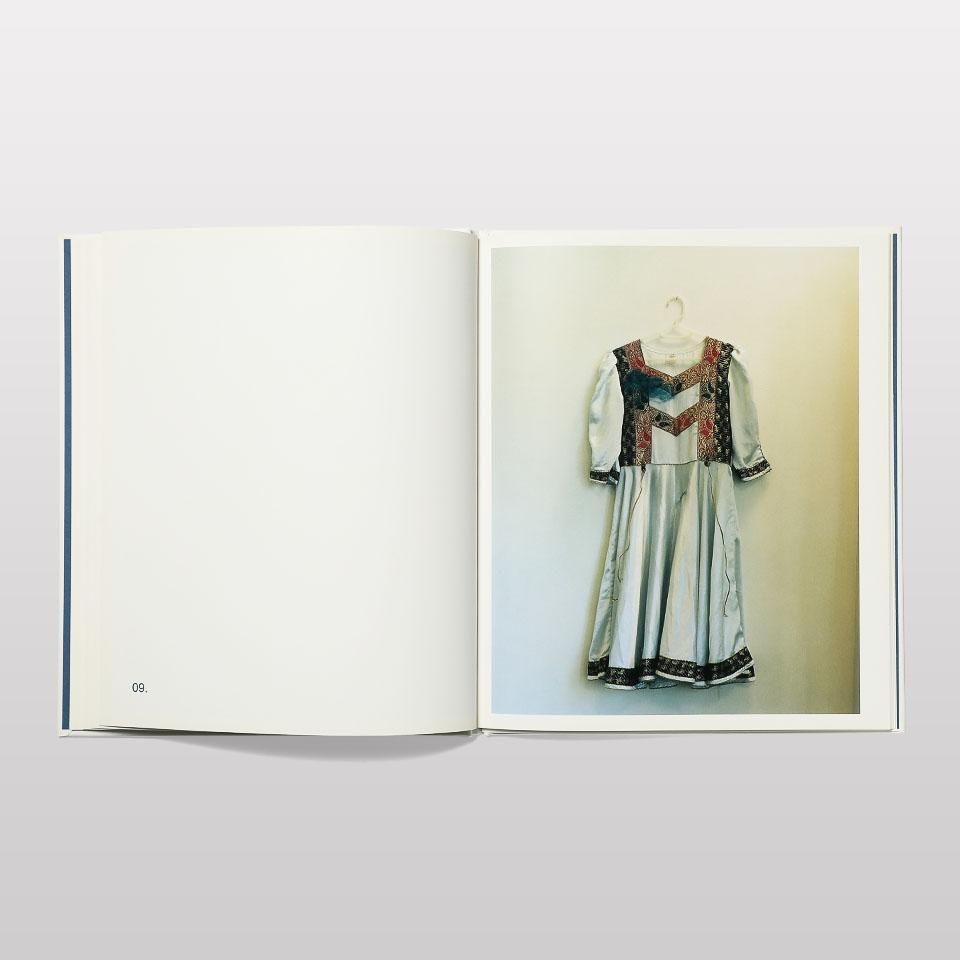 Shapes of Blooming - BOOK AND SONS オンラインストア