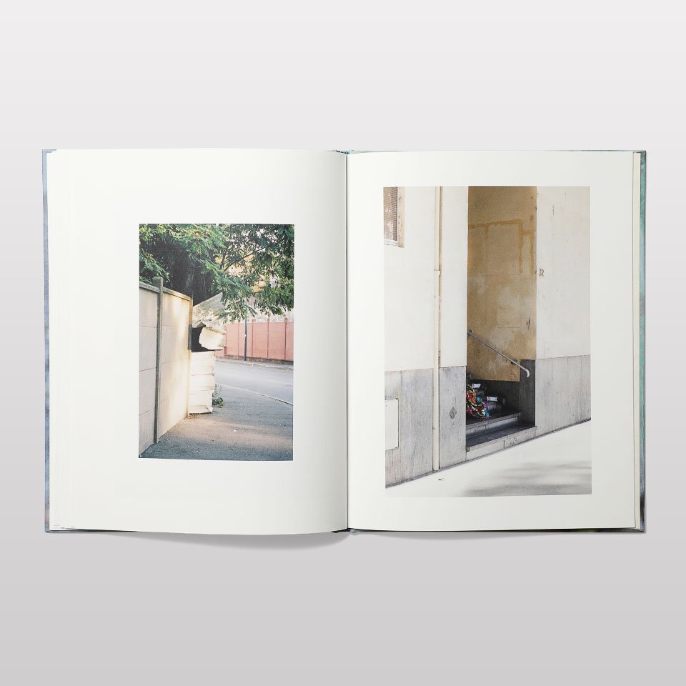 再入荷】Notes on Ordinary Spaces - BOOK AND SONS オンラインストア