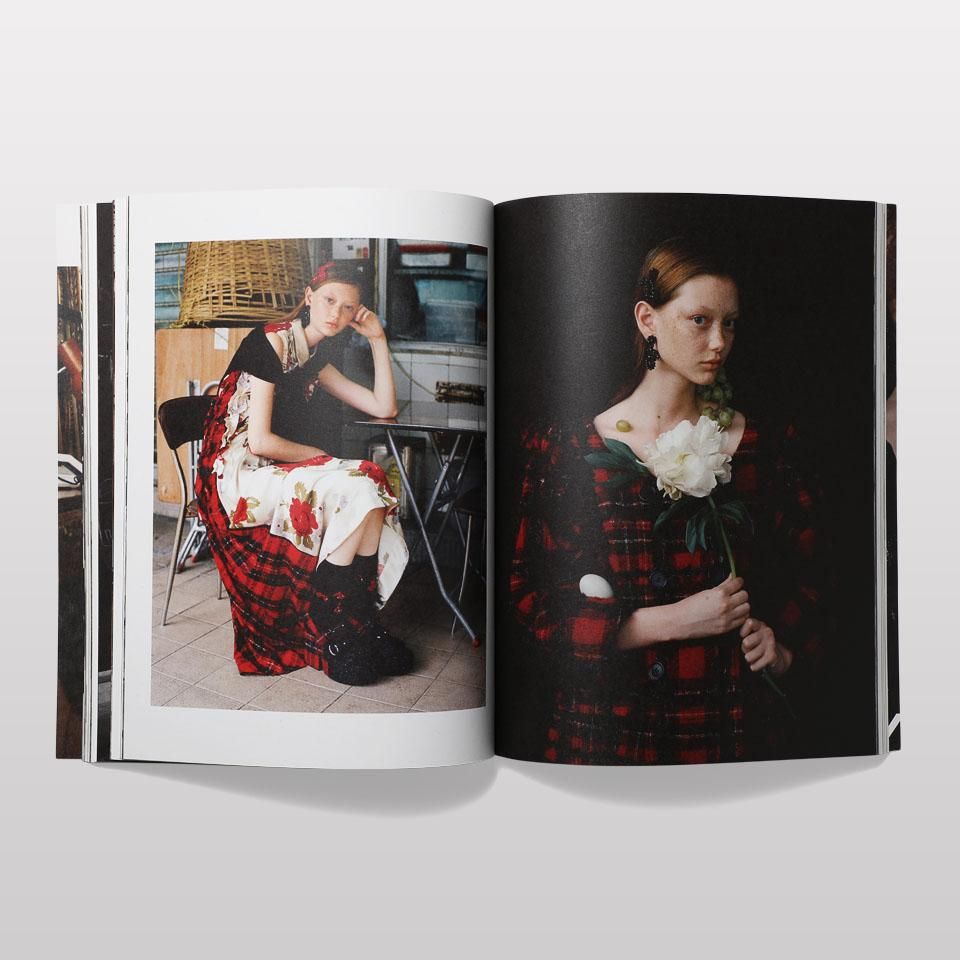 A Magazine #18: Curated by Simone Rocha - BOOK AND SONS オンライン 