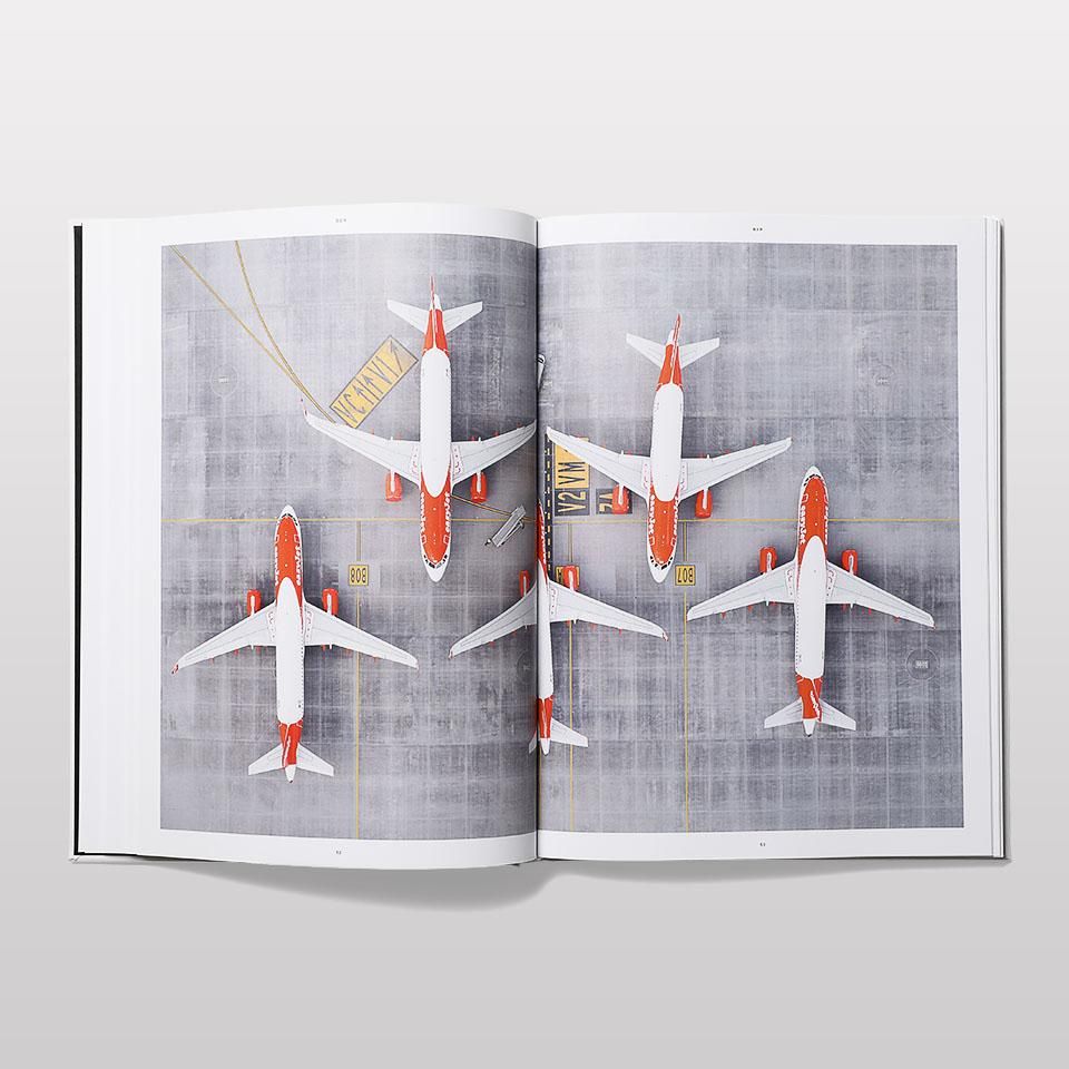再入荷】Aerial Observations on Airports - BOOK AND SONS