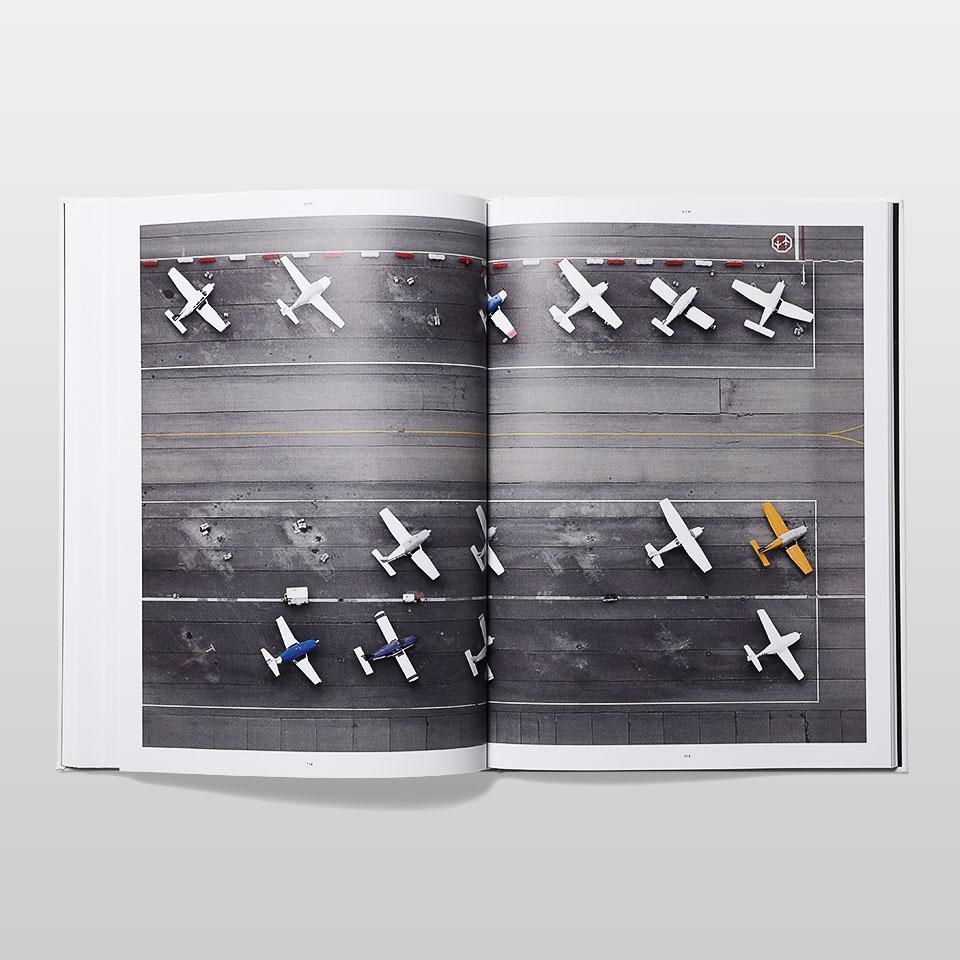 再入荷】Aerial Observations on Airports - BOOK AND SONS オンライン