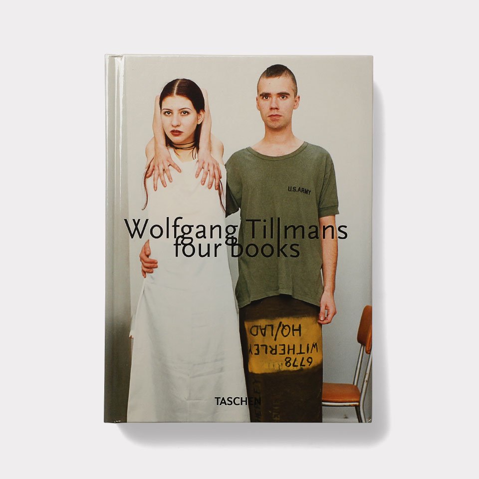 【再入荷】Wolfgang Tillmans. four books. 40th Ed. - BOOK AND SONS オンラインストア