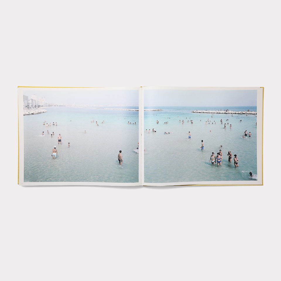 Massimo Vitali: Landscape With Figures - BOOK AND SONS オンラインストア