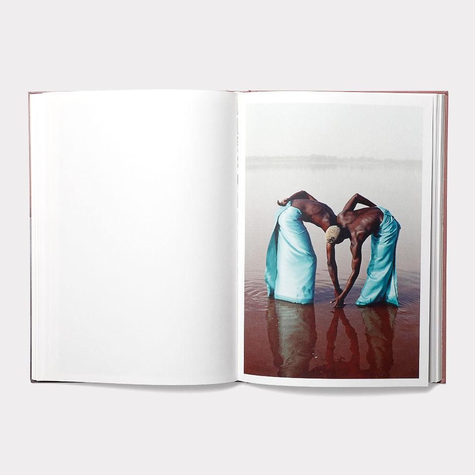 AGUA - BOOK AND SONS オンラインストア