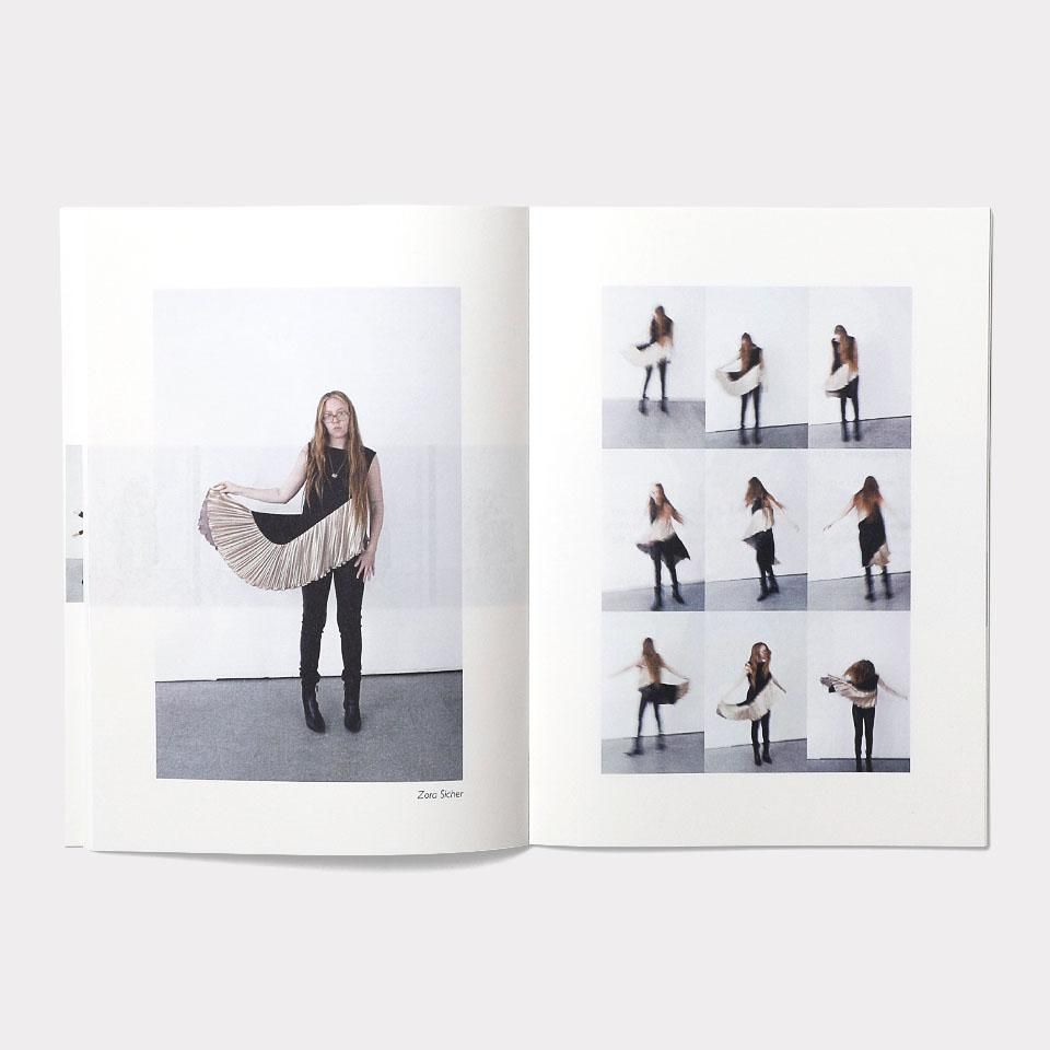 極美品Mark Borrhwick Back to Zero写真集 02_42cc2ebd-30b0-4233-8f1d-