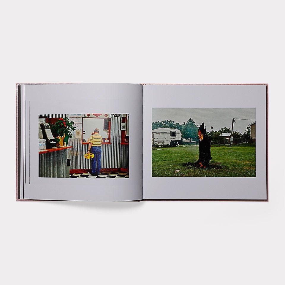 Queen Of Nowhere - BOOK AND SONS オンラインストア