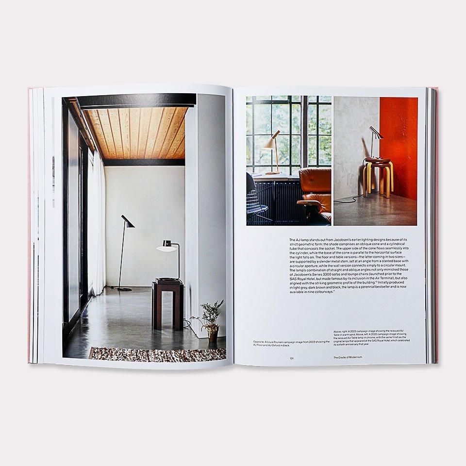 ルイスポールセンFirst House Of Light by T F Chan Louis Poulsen: First House of Light: Chan, TF: 9781838667801