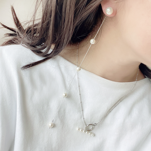 5連パールロングピアス【金属アレルギー対応】 5連パールロングピアス【金属アレルギー対応】