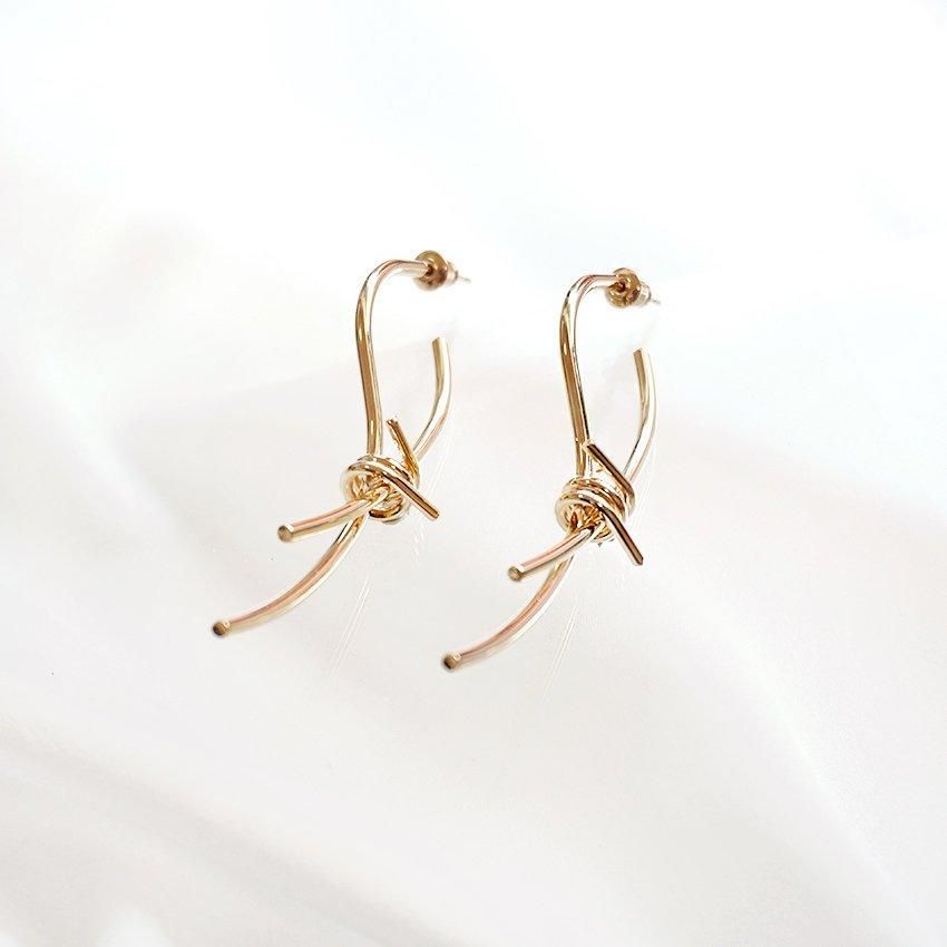 ニュアンスゴールドピアス