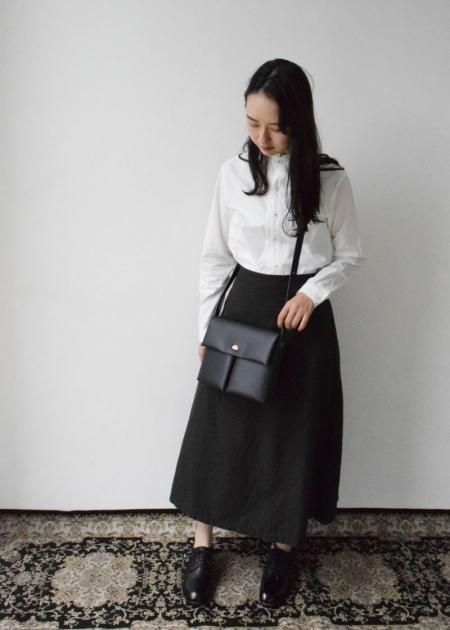 irose / SEAMLESS SHOULDER BAG - c a b i n e t O N L I N E irose / SEAMLESS SHOULDER BAG - c a b i n e t O N L I N E