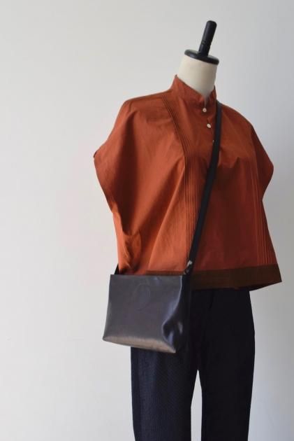 Naturally tanned leather shoulder( bag・pouch) | COSMIC Naturally tanned leather shoulder( bag・pouch) | COSMIC
