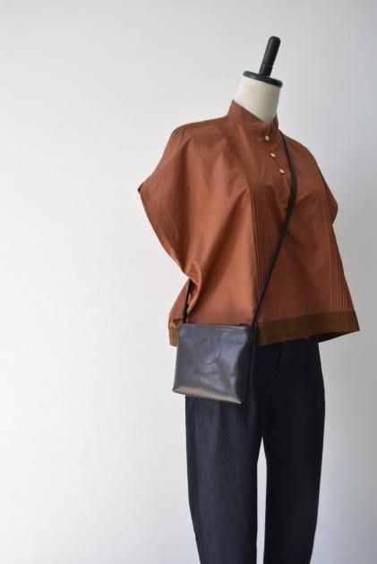 Naturally tanned leather shoulder( bag・pouch) | COSMIC Naturally tanned leather shoulder( bag・pouch) | COSMIC