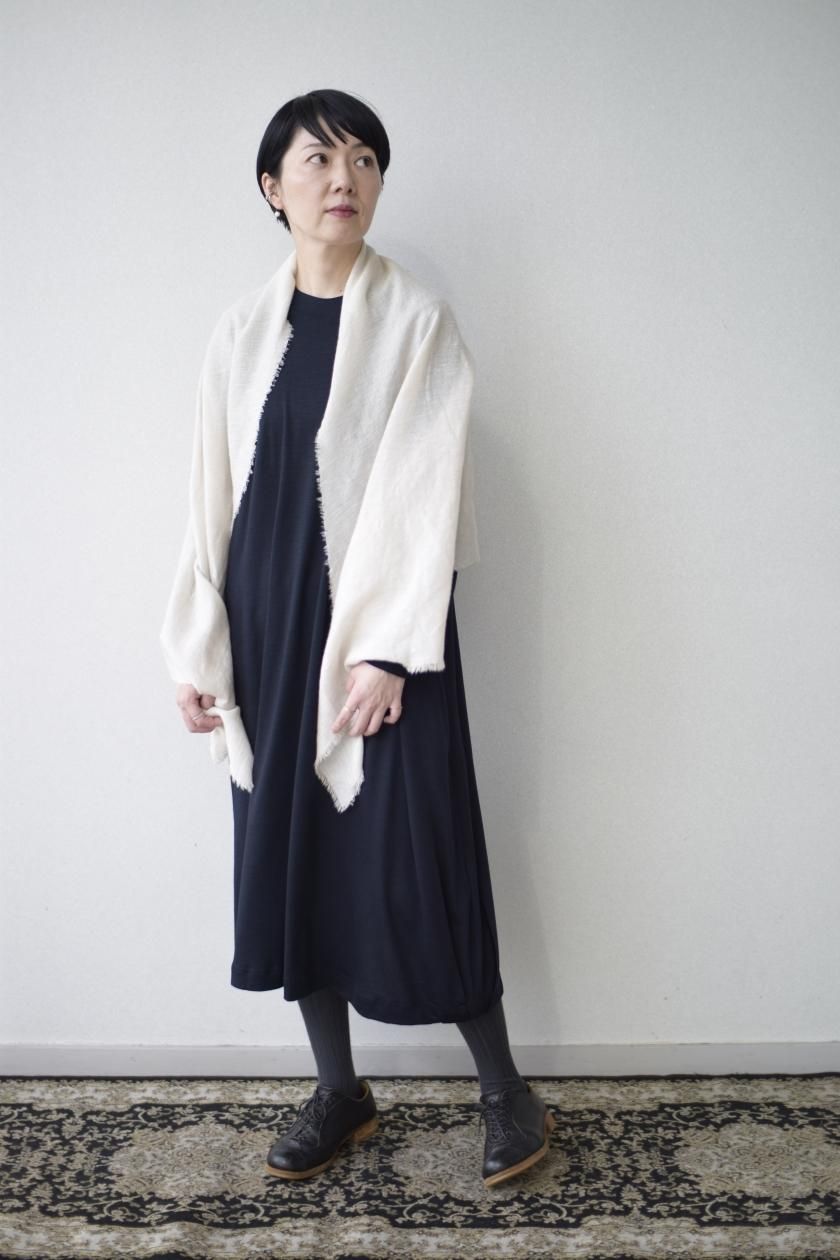 【人気投票 1~37位】ハイブランド人気ランキング！ / eva evam linen t e n i b a c - stole, diagonal cashmere 小物
