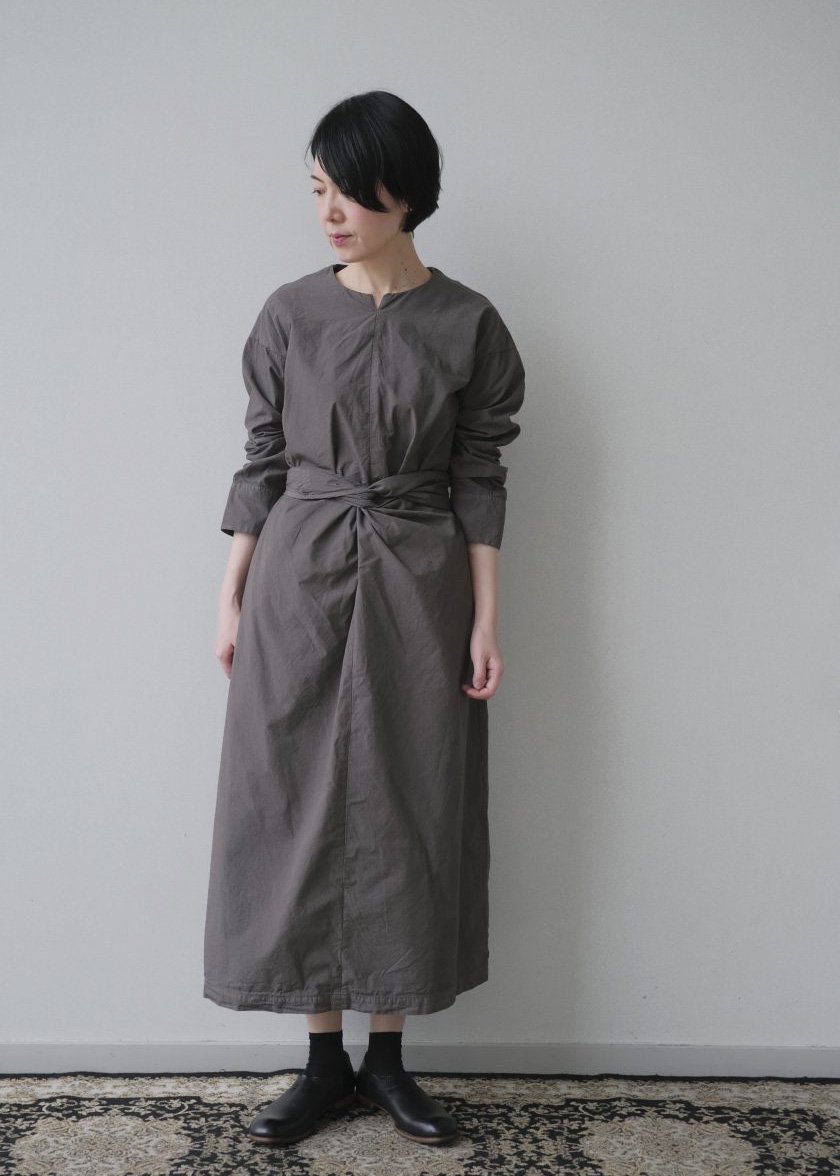 Wrapped long sleeves dress - c a b i n e t O N L I N E S T O R E