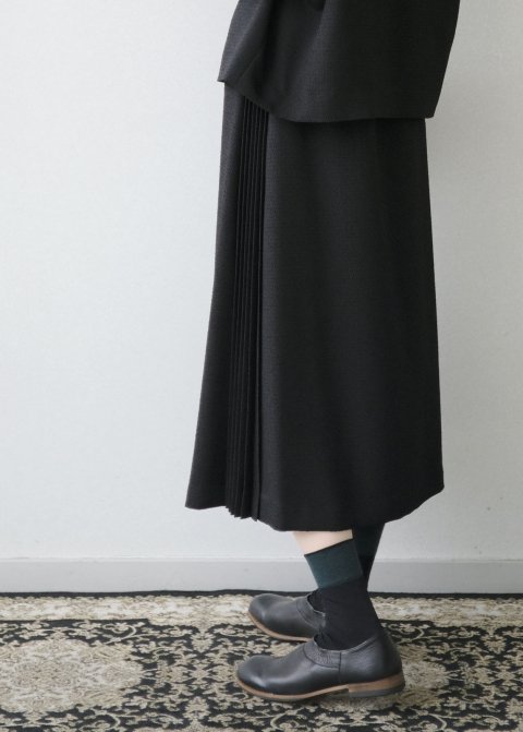 【 祝賀クーポン対象 】nooy / ブラックサイドプリーツスカート