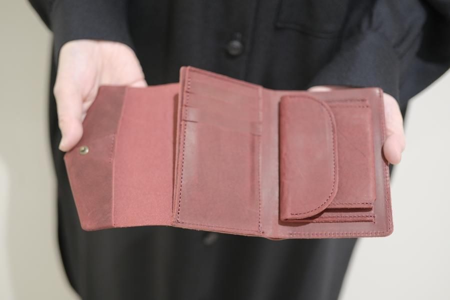 Ohta / black nume letter WALLET - c a b i n e t O N L I N E