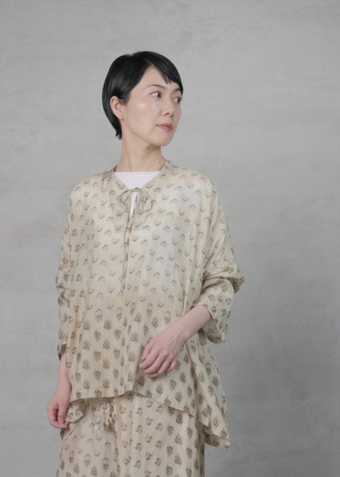 Sarasa silk blouse