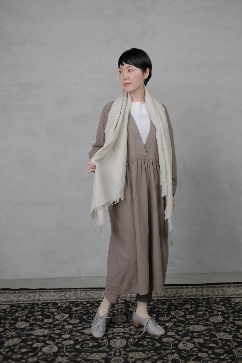 evam eva / cotton linen stole, - c a b i n e t O N L I N E