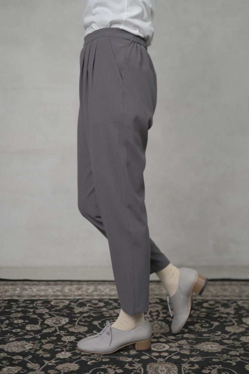 Evam eva / cotton narrow tuck pants - c a b i n e t