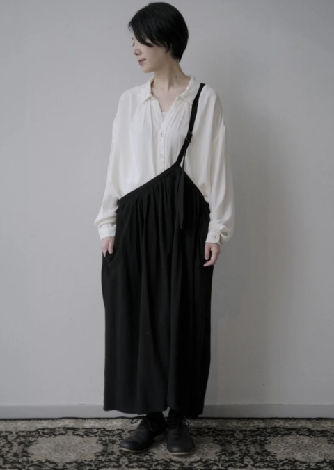 GARMENT REPRODUCTION OF WORKERS / ONE SHOULDER SKIRT ,