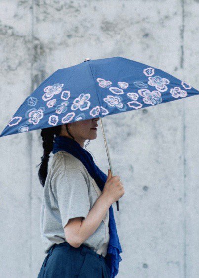 muuc / ビオラ　刺繍 晴雨兼用日傘（折りたたみ ）