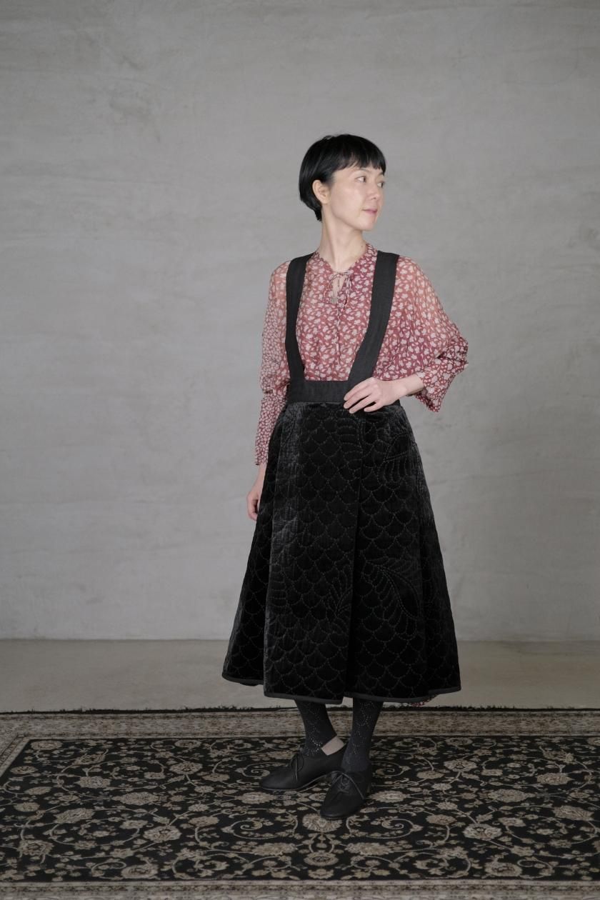○おしゃれ通販○ TOWAVASE ベルベット刺繍キルトエプロン スカート 