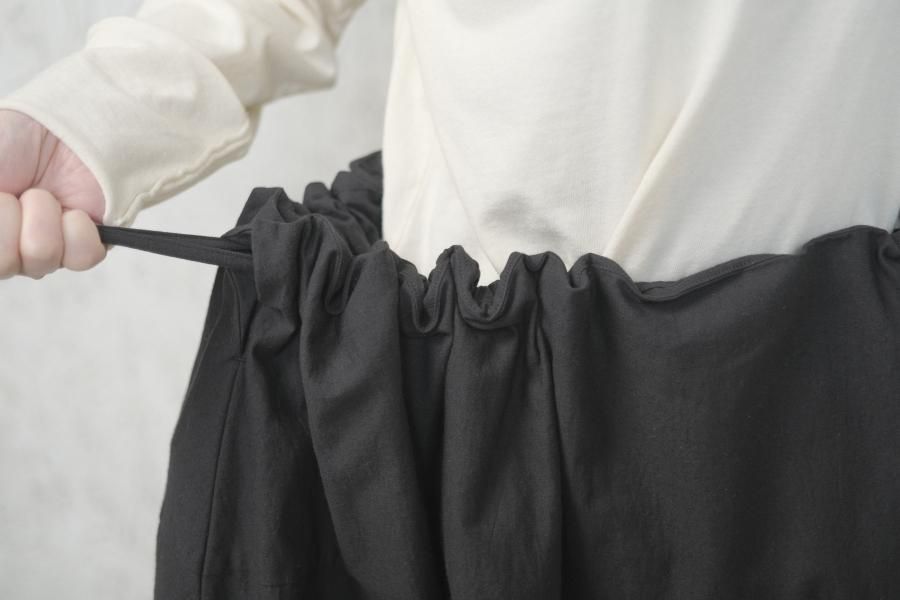 COSMIC WONDER / Classic back satin drawstring bag skirt