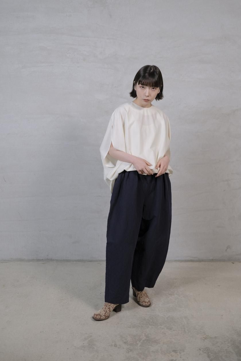 Cotton silk typewriter circle shirt - c a b i n e t
