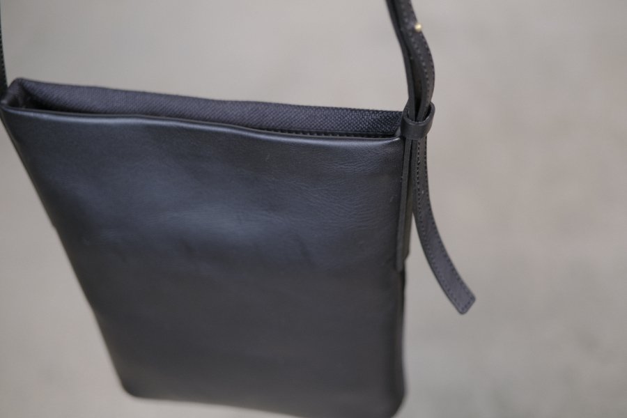 shoulder bag - c a b i n e t O N L I N E S T O R E