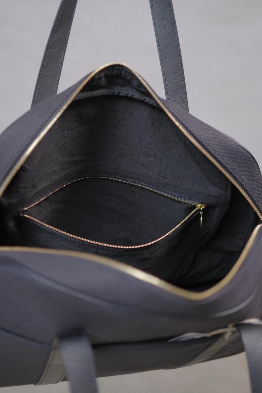 evam eva / travel bag, - c a b i n e t O N L I N E S T O R E