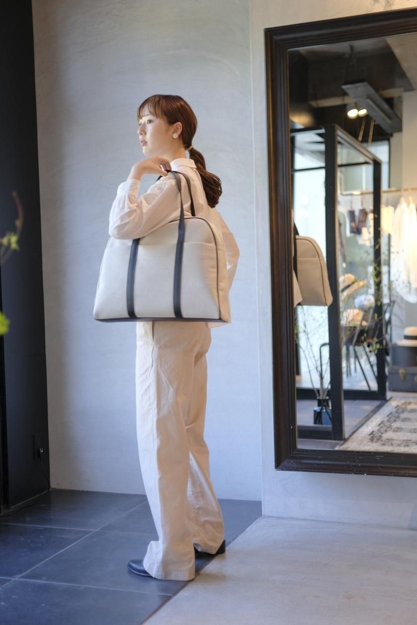 evam eva / travel bag, - c a b i n e t O N L I N E S T O R E