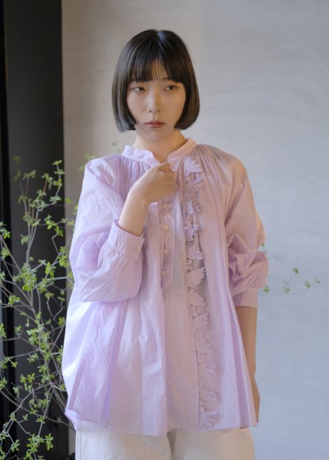 EMBROIDERY lace BLOUSE / duet