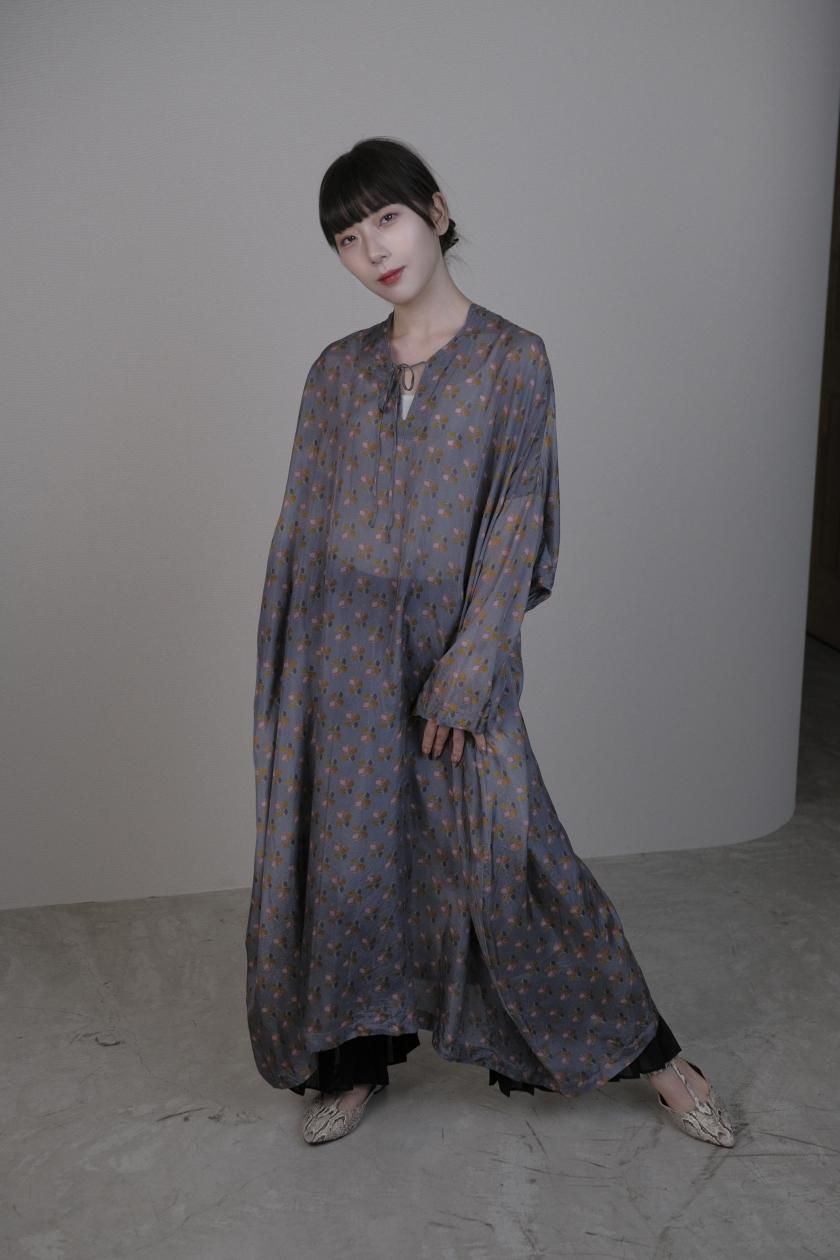 TOWAVASE / Louis dress - c a b i n e t O N L I N E S T O R E TOWAVASE / Louis dress - c a b i n e t O N L I N E S T O R E