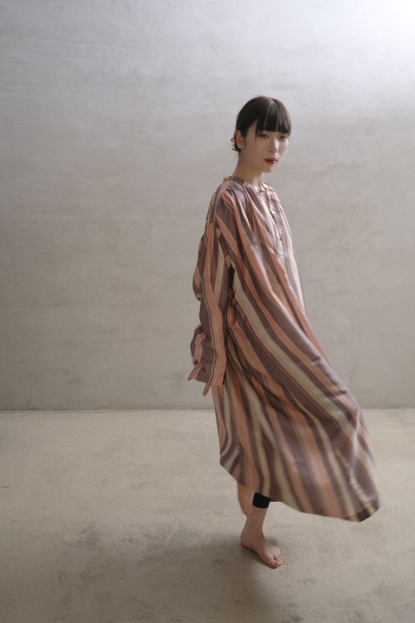 BUNON / Plenty Gather Dress | シルクの光沢がマッチしたギャザーワンピース - c a b i n e t　 O N L  I N E　S T O R E