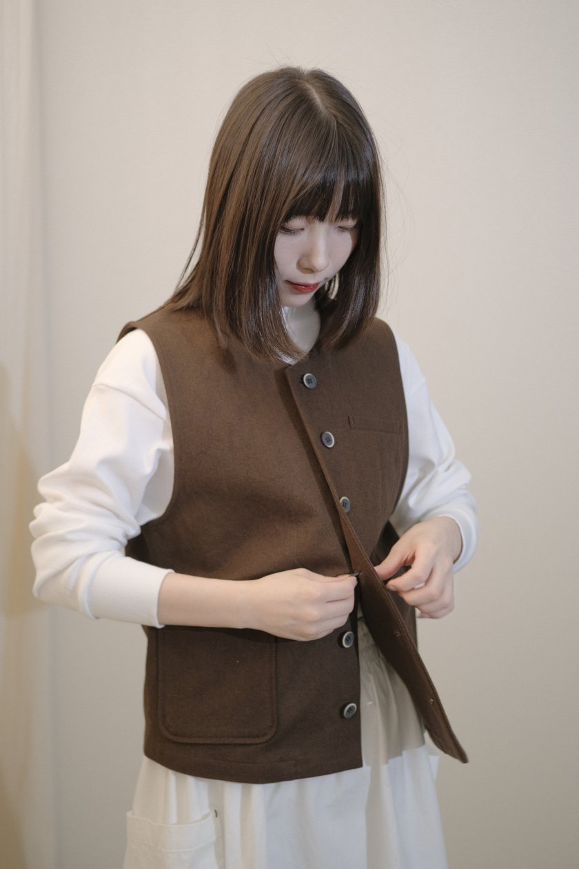 atelier naruse / フラックス綿麻ギャバジン ベスト., - c a b i n e t　 O N L I N E　S T O R E