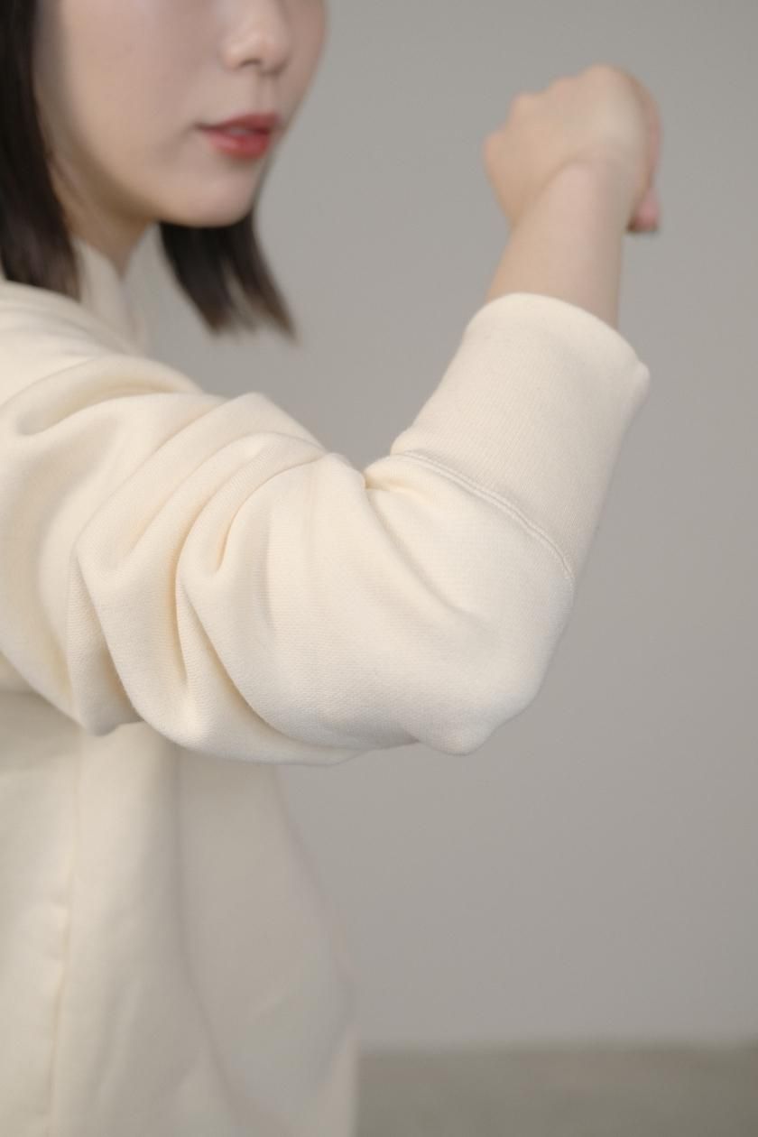 新品タグ付 atelier naruse 裏起毛 スウェット アイボリー atelier naruse / コットン吊裏毛モックネックスウェット