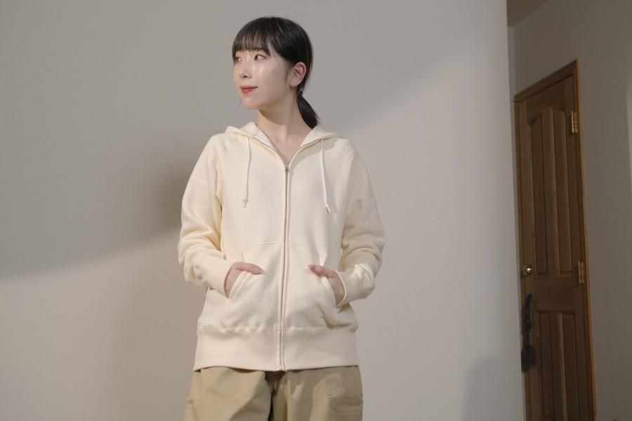 atelier naruse / コットン吊裏毛スウェットパーカー